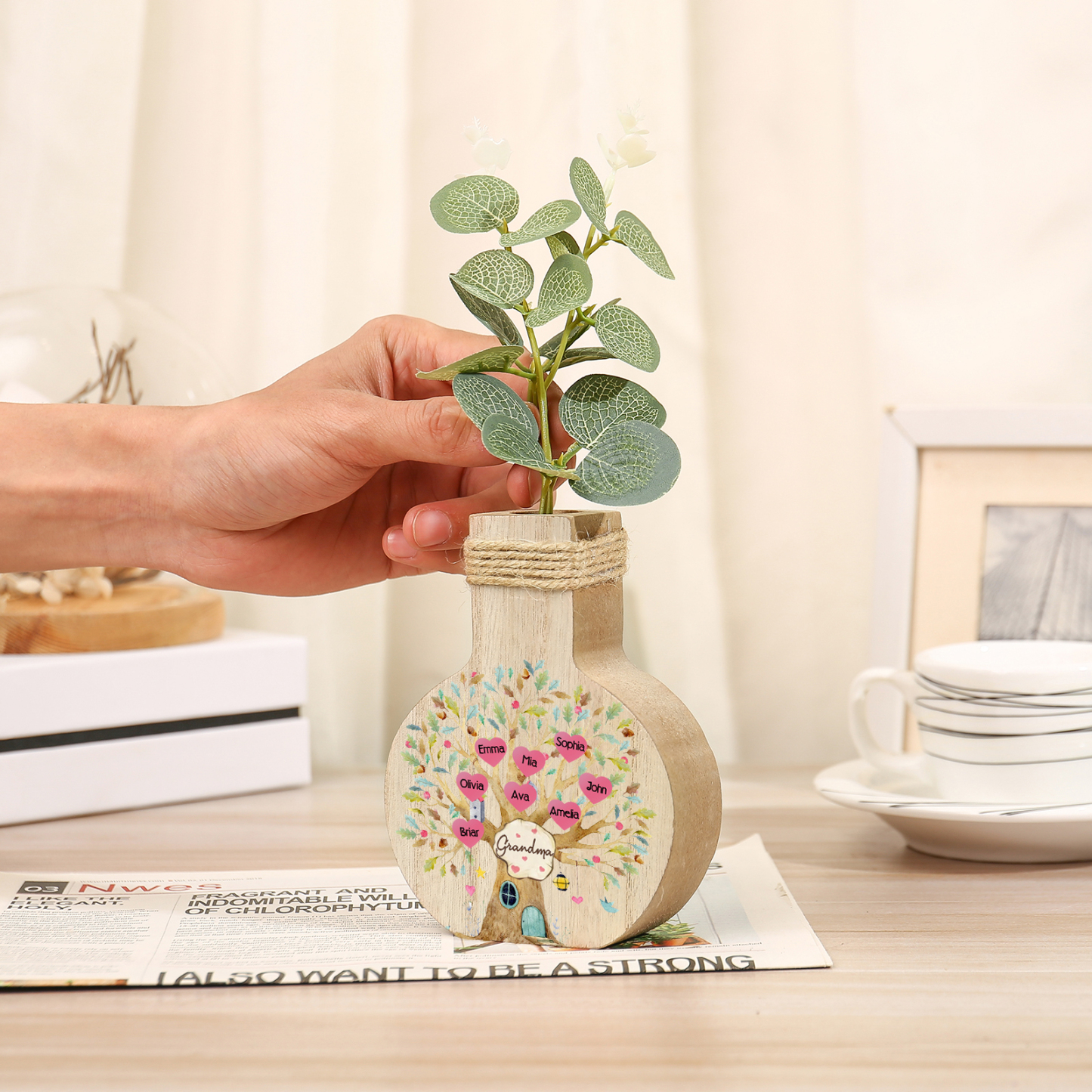 8 Names - Personalized Custom Text and Name Family Tree Wooden Decorative Vase as a Gift for Grandma