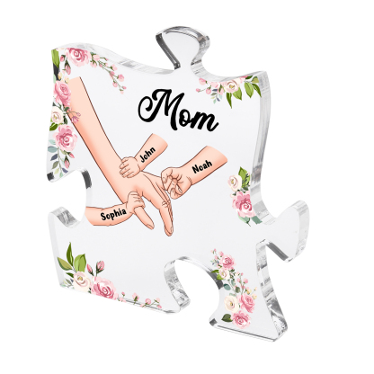3 Name - Personalized Acrylic Heart Keepsake Customized Name Holding Hands Acrylic Plaque Ornament Mother's Day Gift for Mom