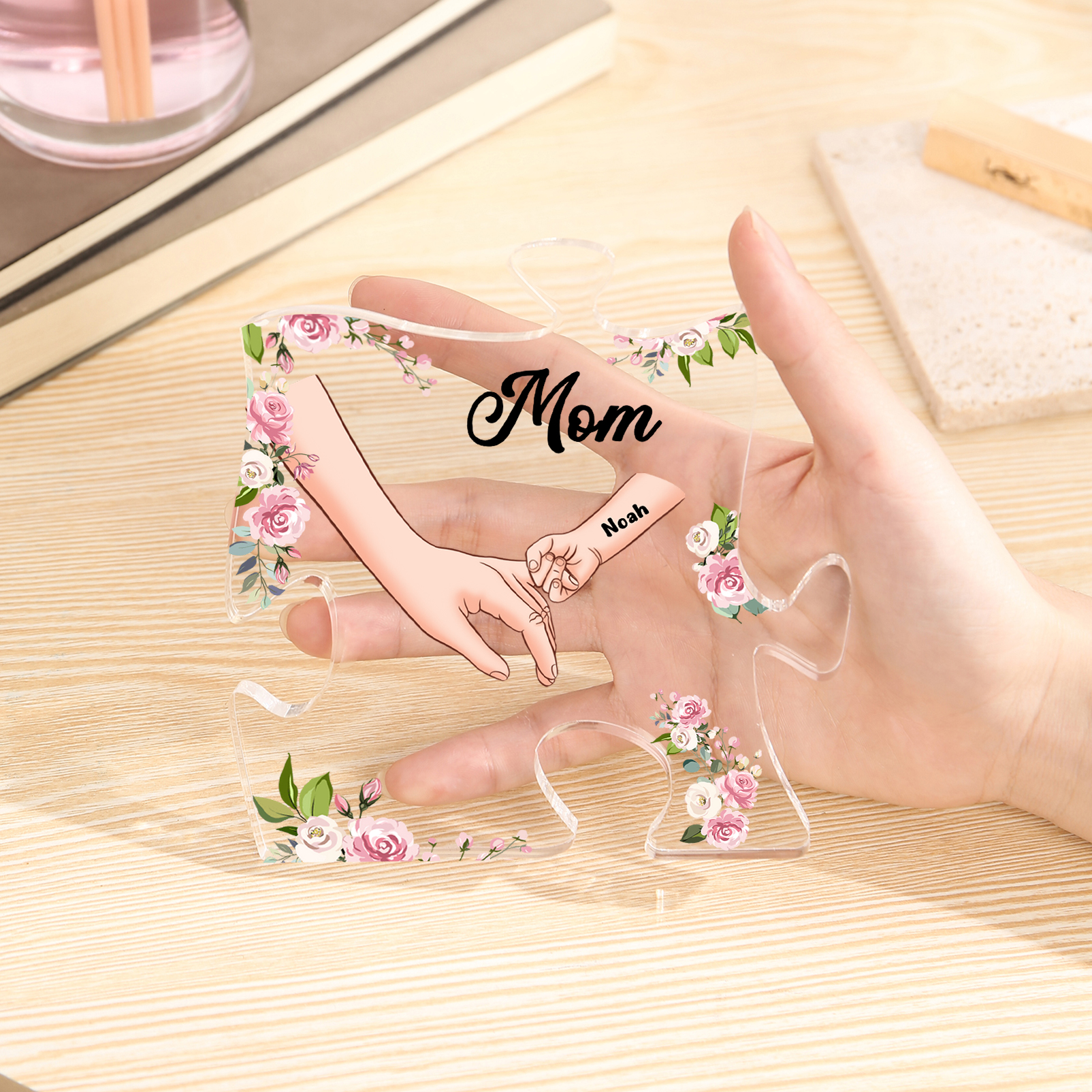 1 Name - Personalized Acrylic Heart Keepsake Customized Name Holding Hands Acrylic Plaque Ornament Mother's Day Gift for Mom