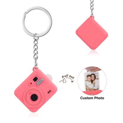 Personalized mini camera keychain with pull-out photo, customized with 1 photo, retractable picture, keepsake gift for birthdays, Mother’s Day, anniversaries for dad, mom, boyfriend