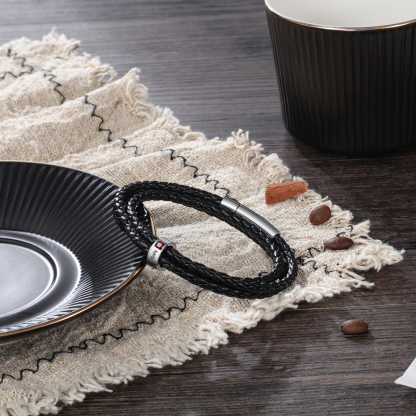 Personalized 3 Layer Leather Bracelet with 1 Bead Engraved Names Men's Bracelets for Him