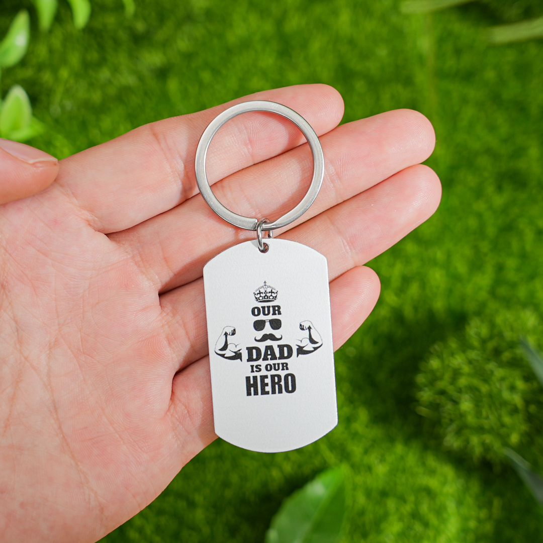 1-3 Names-Personalized Dad's Football Team Fist Keychain Custom Names Gift For Dad