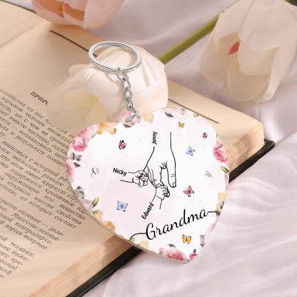 3 Names - Personalized Keychain Customized 3 Names and 1 Text Hand in Hand Keychain Gift for Grandma/Mom