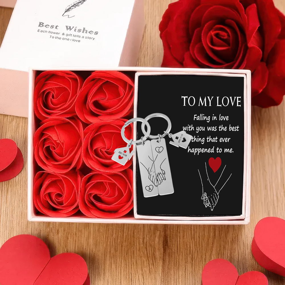 Holding Hands Couple Keychain Gift Set Personalized Date Initial Matching Couple Valentine's Day Gift