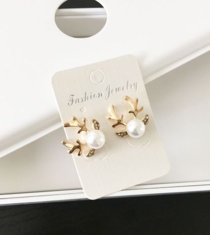 Family Christmas Gift - Reindeer Pearl Necklace & Earring Set