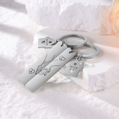 Holding Hands Couple Keychain Gift Set Personalized Date Initial Matching Couple Valentine's Day Gift
