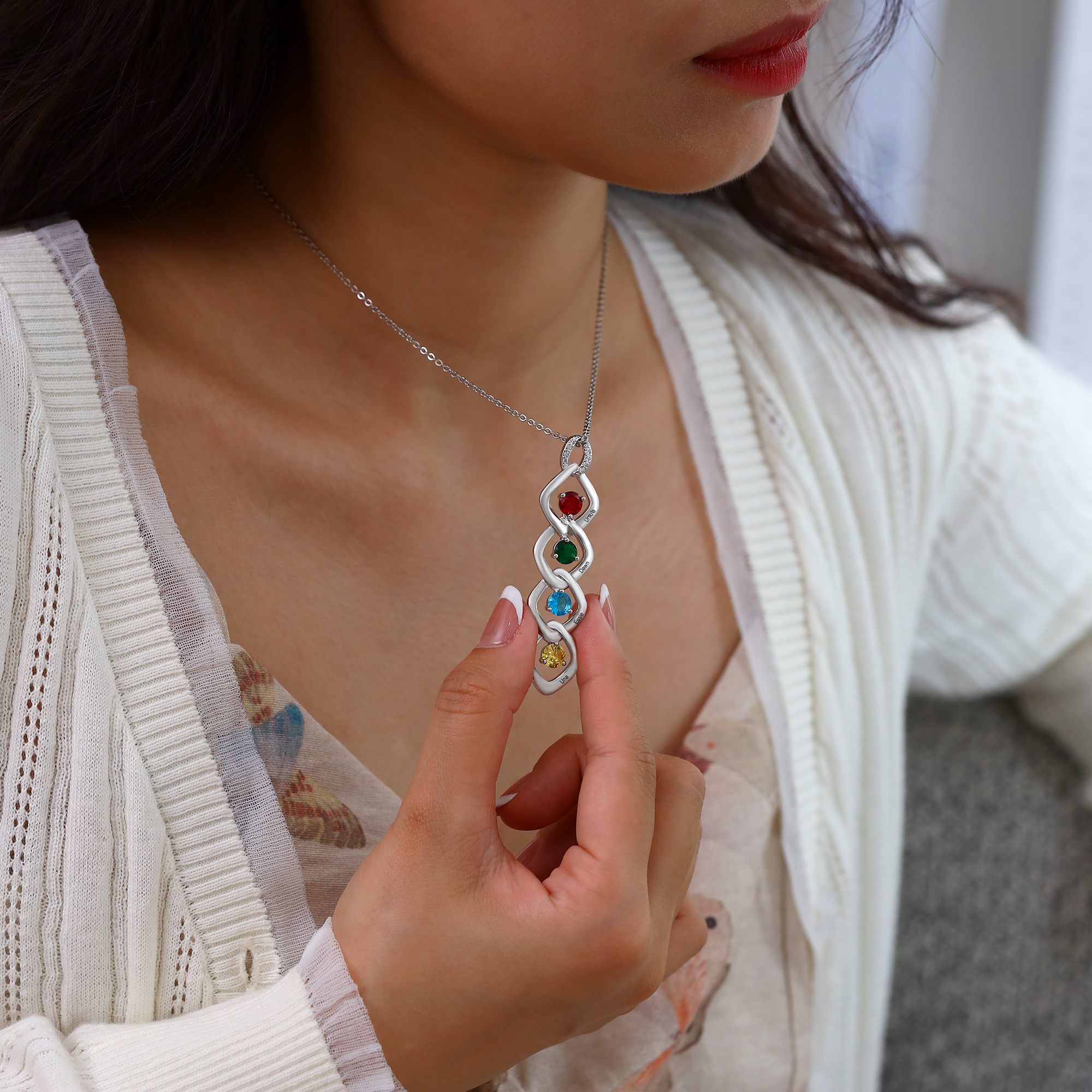 4 Names - Personalized Birthstone Necklace With Name Engraved For A Special Gift For Mom/Grandma