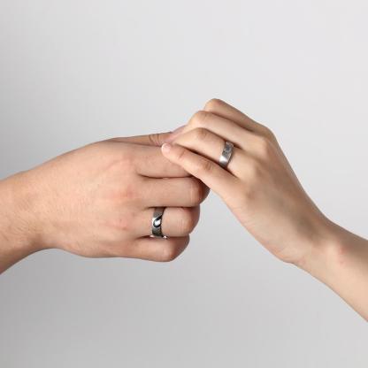 Promise Rings for Couples Heart Matching Ring Set Engravable Personalized his and her Ring Black