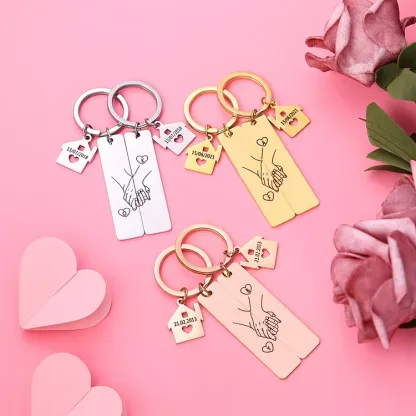 Holding Hands Couple Keychain Gift Set Personalized Date Initial Matching Couple Valentine's Day Gift