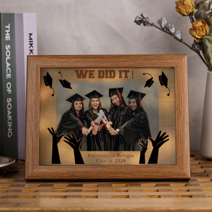 Jessemade UK 2024 Graduation Gift - Personalized Year & Photo & Text Wood Frame Night Light LED Night Light Gift for Her/Him 20.99 m1-t1-W1