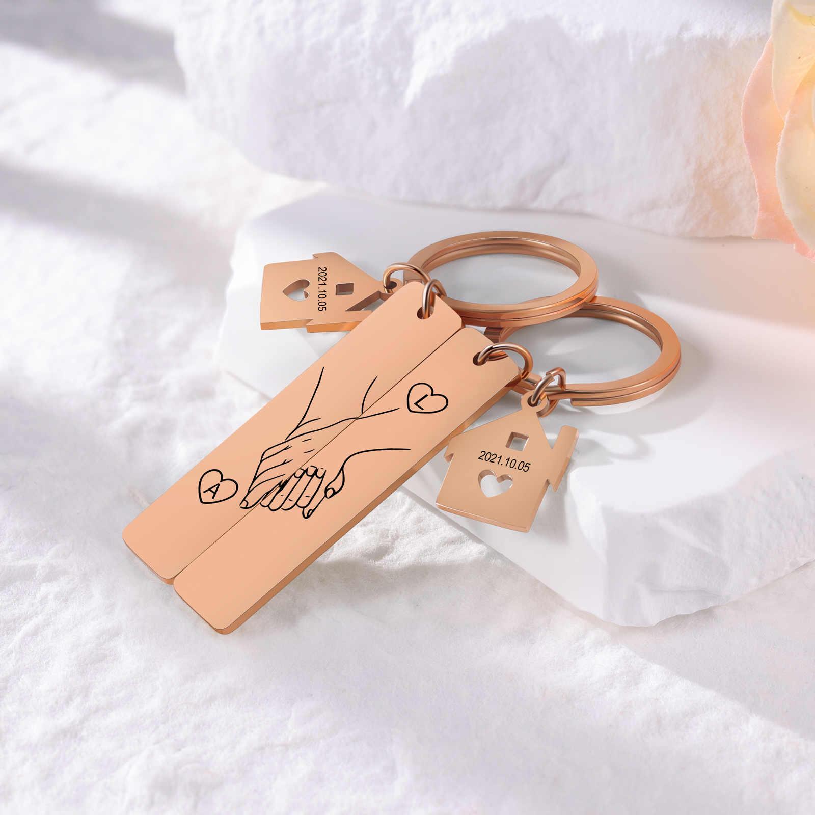 Holding Hands Couple Keychain Gift Set Personalized Date Initial Matching Couple Valentine's Day Gift