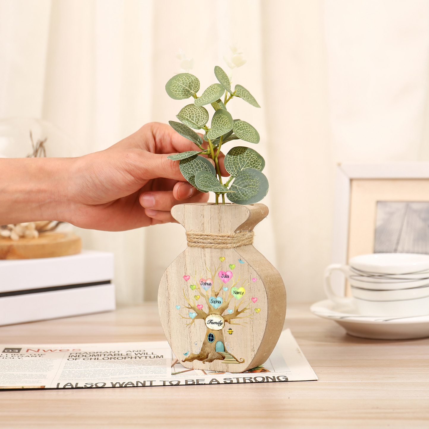 4 Names - Personalized Custom Text and Name Wooden Ornament Vase as A Gift for Family