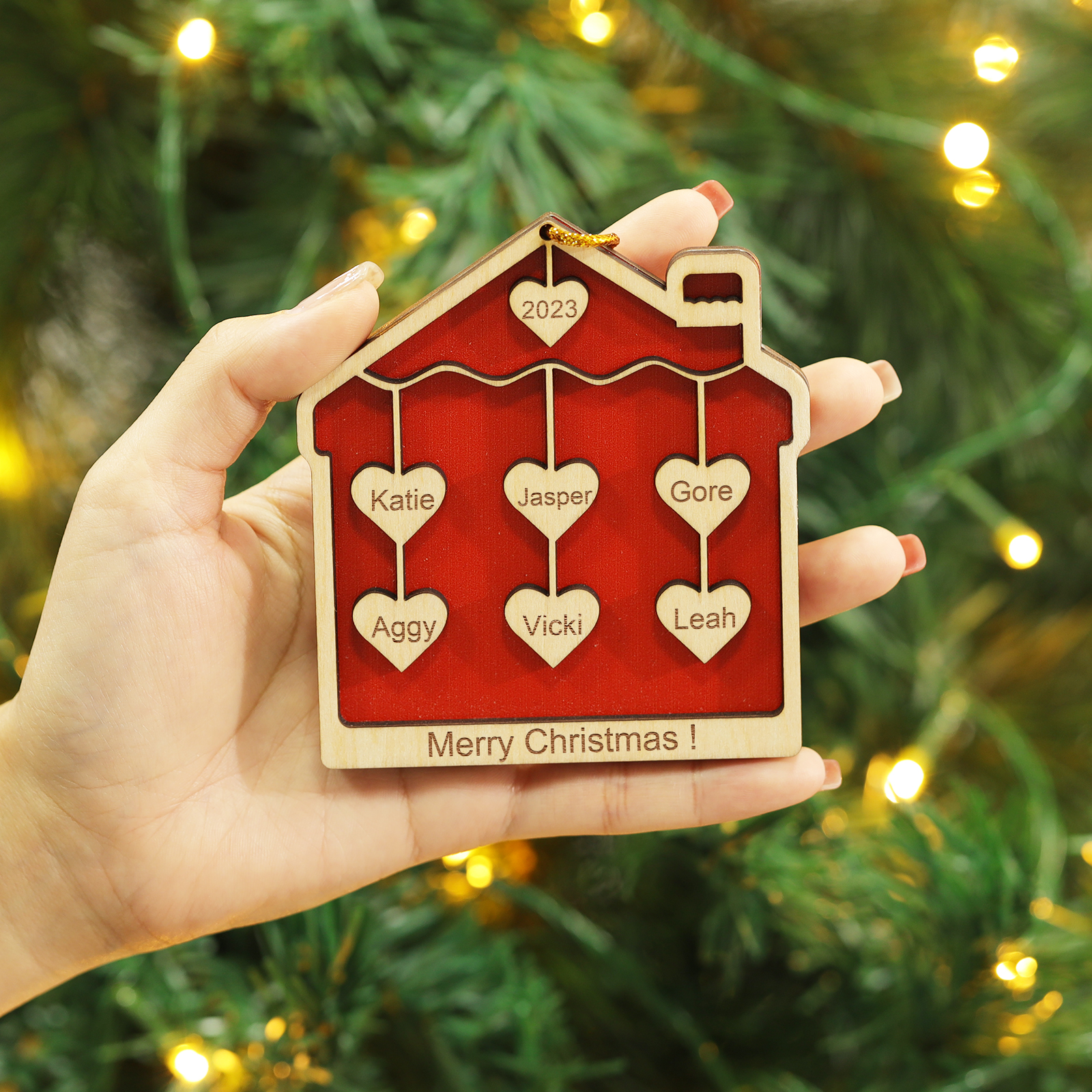 6 Names-Personalized Family Wooden Christmas Xmas Tree Decoration Ornament-Custom 6 Names And Year Hanging Ornament Gifts For Family