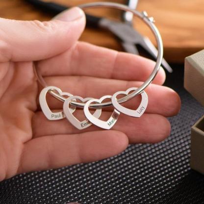 Custom Engraved 4 Names Heart Charms Prsonalised Bangle Bracelet for Women 