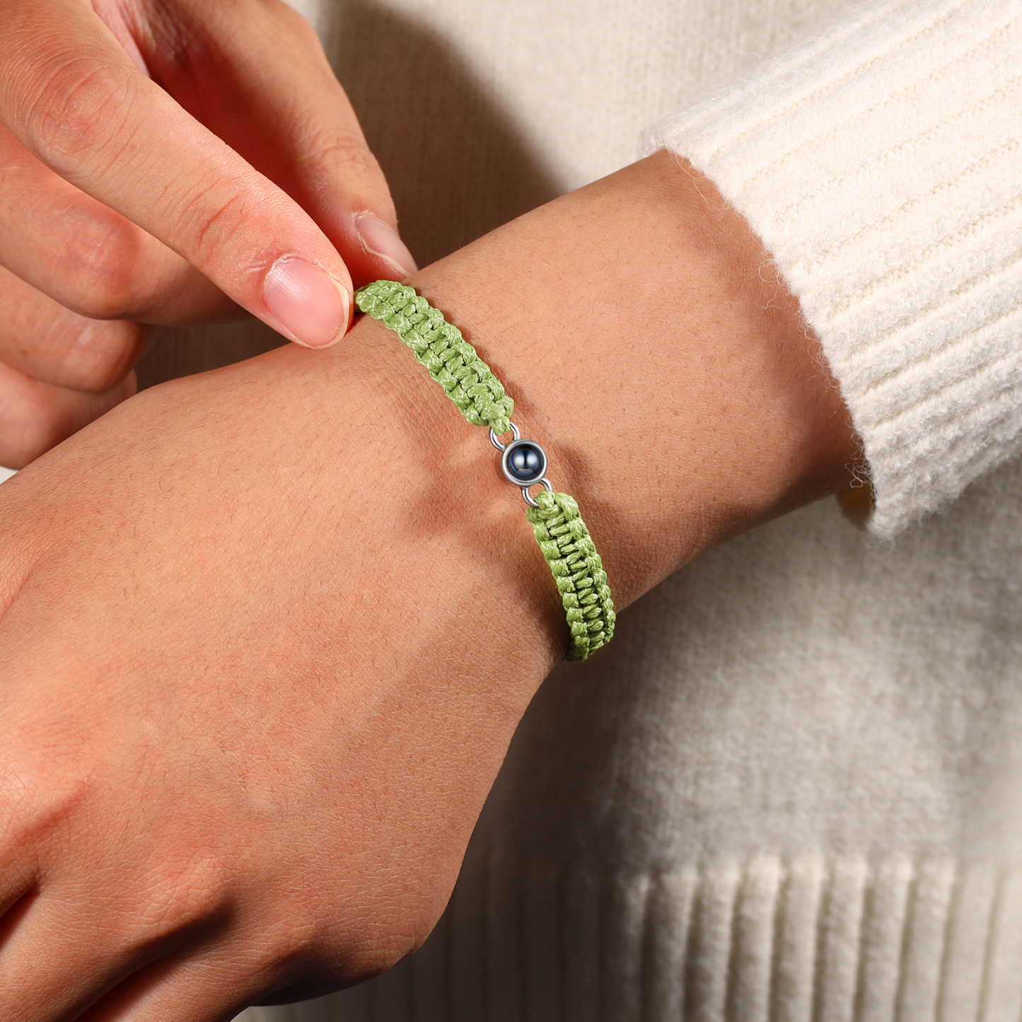 Personalised Projection Stone Bracelet – Customize 1 Photo – Valentine's Day Gift for Her/Him | Jessemade