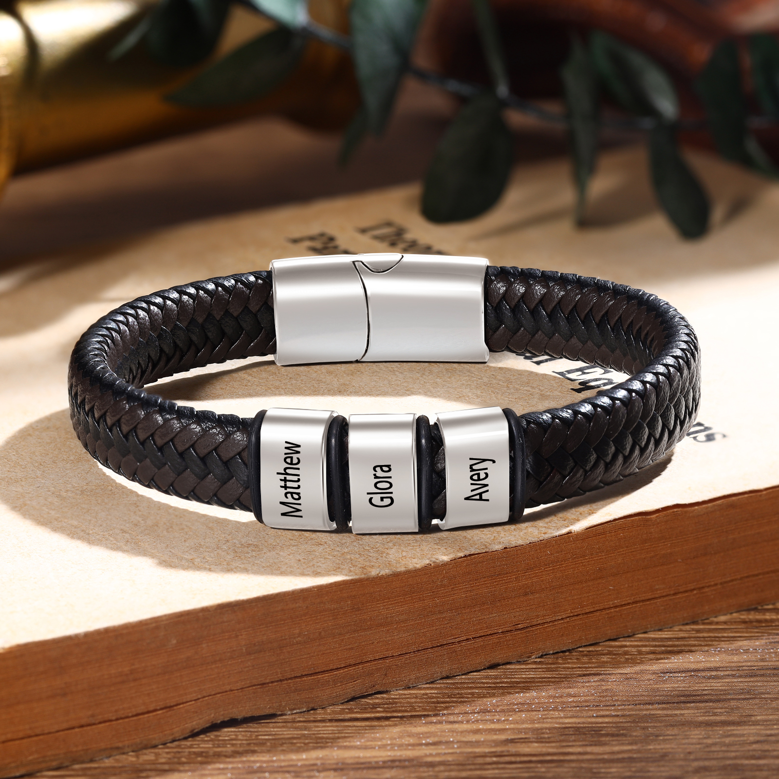 Personalised Men's Leather Bracelet with 3 Names with 3 Beads Bracelet Christmas Gift for Dad/Grandad | Jessemade