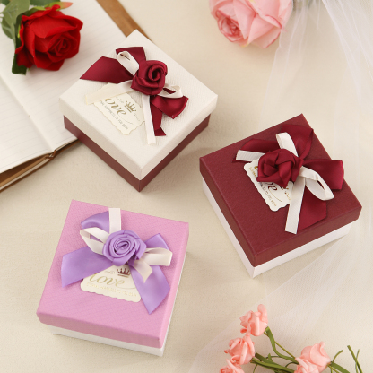 Elegant Gift Box with Rose Design Perfect for Valentines Day and Special Occasions