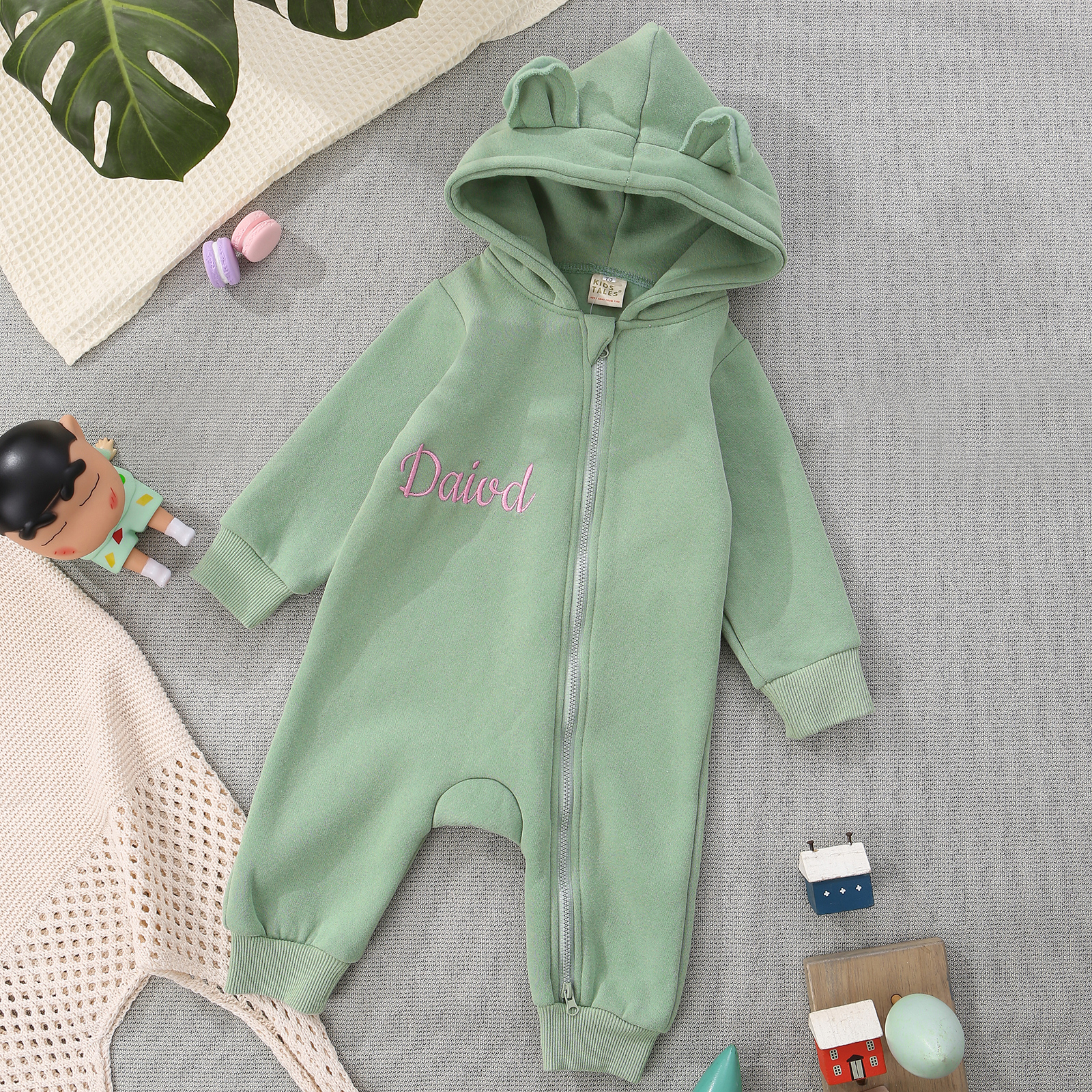 Personalized Baby Onesie – Customized Green Cotton Romper with Name – Exclusive Baby Gift | Jessemade