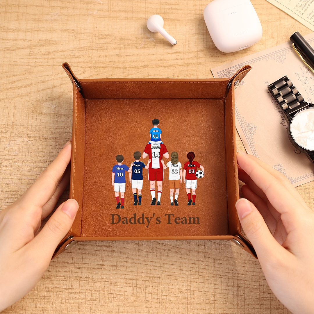Personalized Leather Valet Tray Soccer Family Customized with 1-8 Names Gift For Dad Or Grandpa