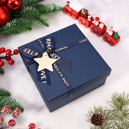 Personalized Men’s Wallet, Card, Keyring & Pen Set – Custom Gift Box with 3 Photos, 1 Name, 1 Letter, and 2 Texts – Valentine’s Day Gift for Him | Jessemade