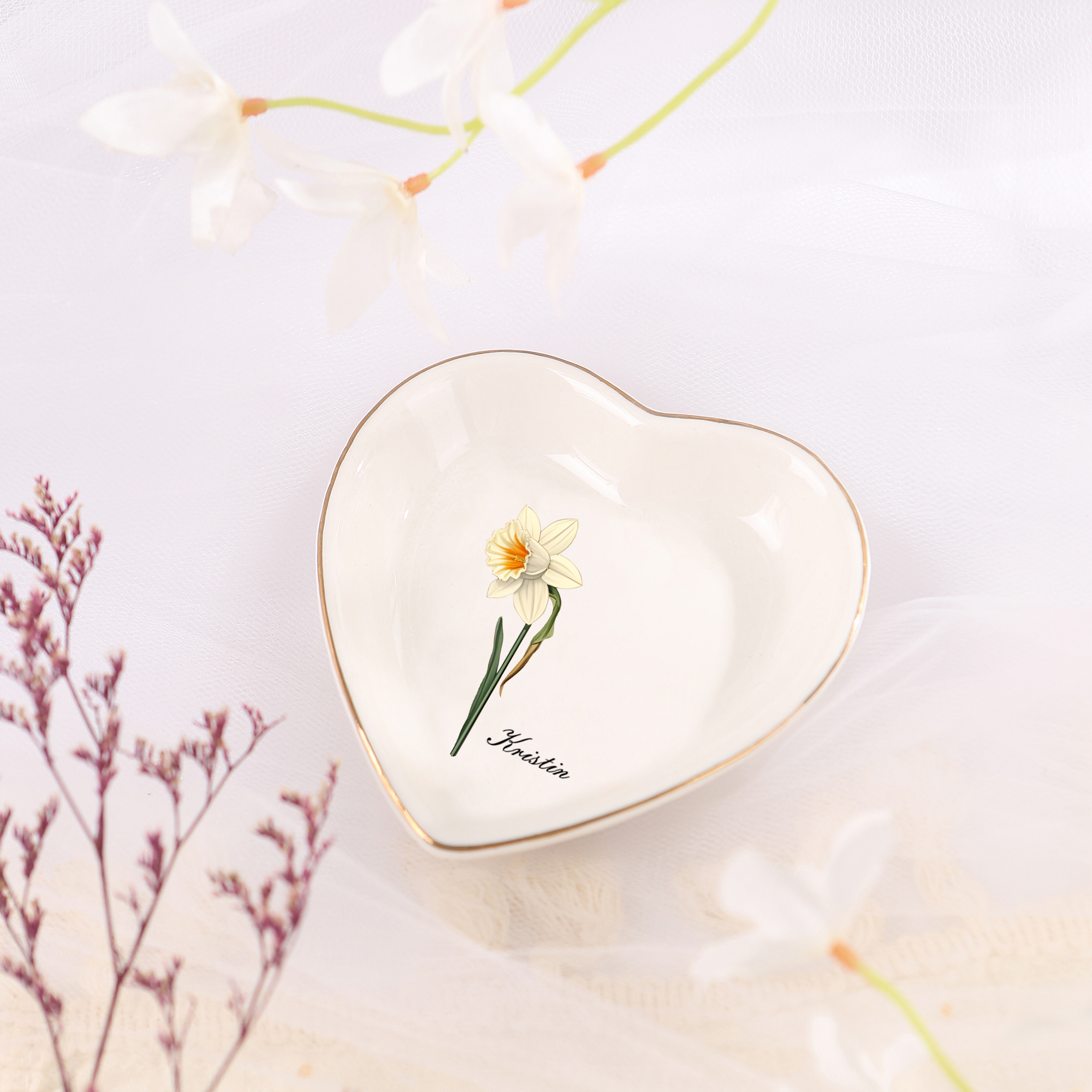 Personalized Birth Flower Jewelry Ceramic Dish custom with 1 Name & 1 Birthflower - Heart & Square Shapes | Jessemade