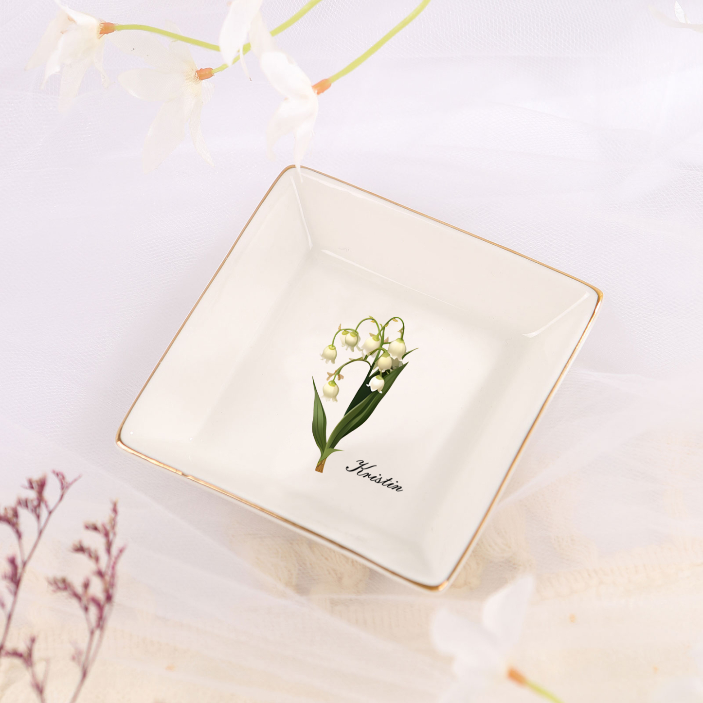 Personalized Birth Flower Jewelry Ceramic Dish custom with 1 Name & 1 Birthflower - Heart & Square Shapes | Jessemade