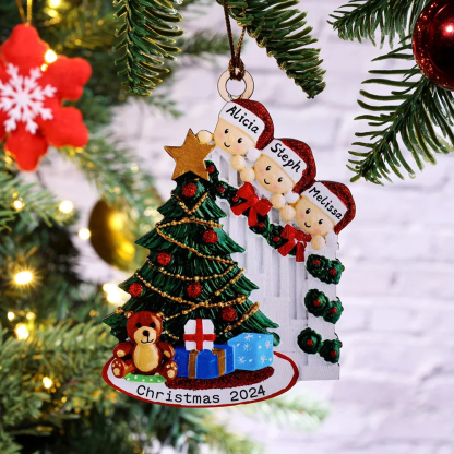3 Names-Family Christmas Wooden Ornament Custom 3 Names Hanging Ornament Gifts For Family-Peeking Family