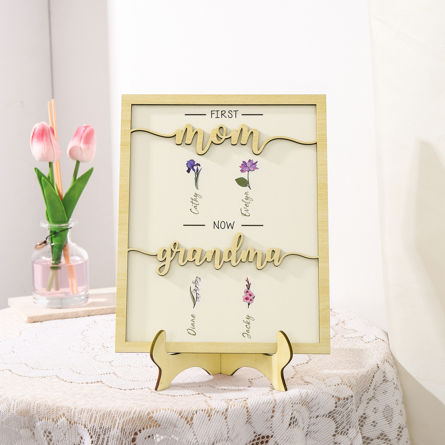 4 Names - Personalized Customized Birth Flower Home Frame Wooden Decoration for Mom/Grandma