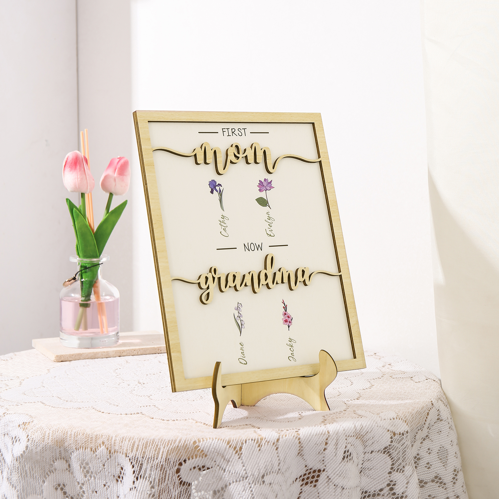 4 Names - Personalized Customized Birth Flower Home Frame Wooden Decoration for Mom/Grandma