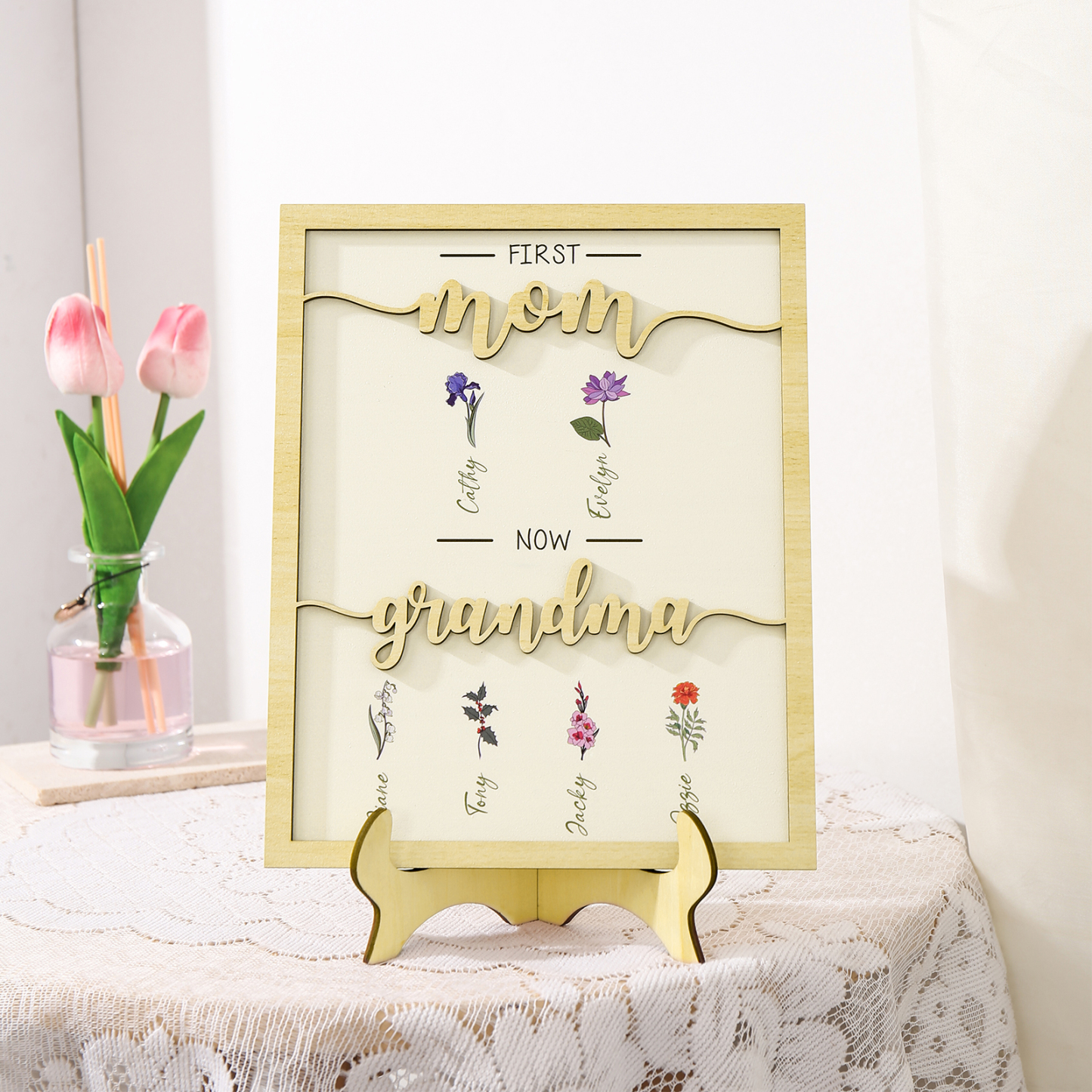 6 Names - Personalized Customized Birth Flower Home Frame Wooden Decoration for Mom/Grandma