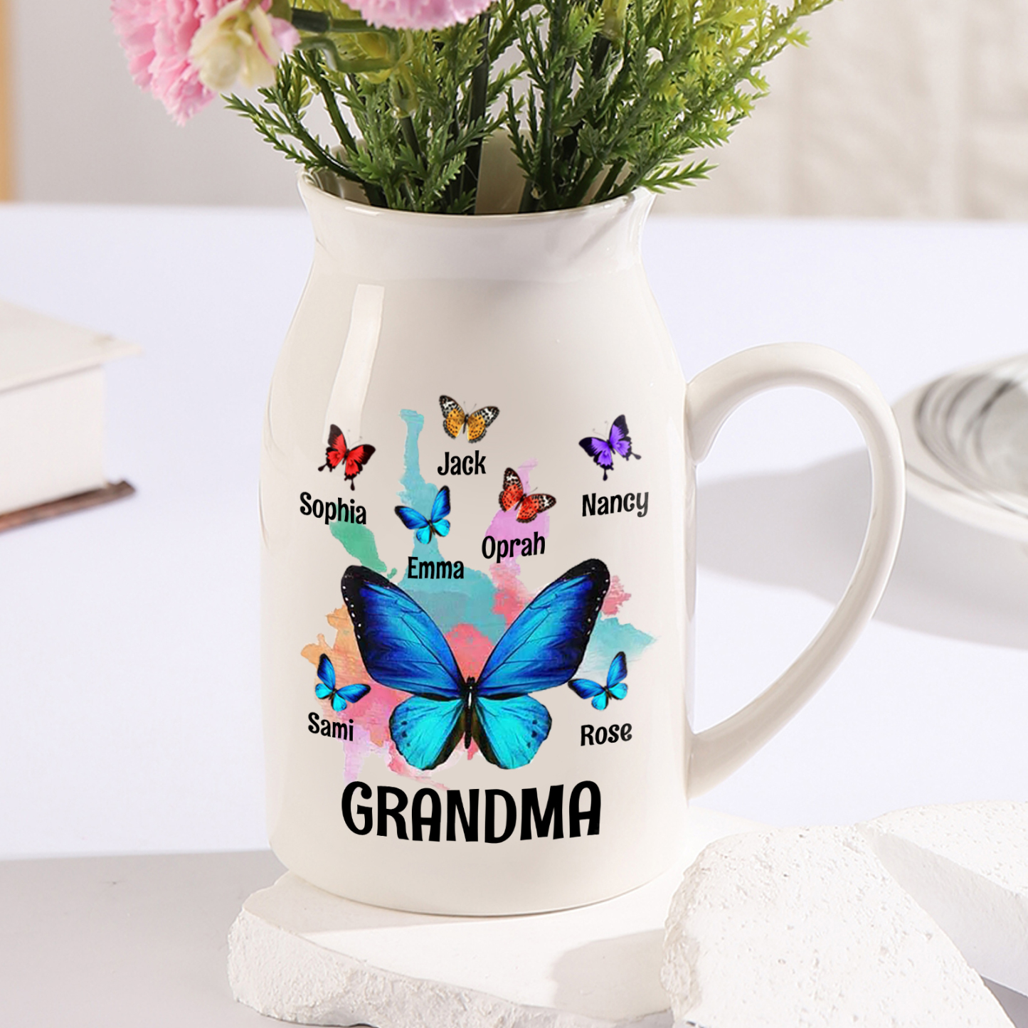 7 Names - Personalized Beautiful Colorful Butterfly Style Ceramic Vase with Customizable Names As a Wonderful Gift For Grandma