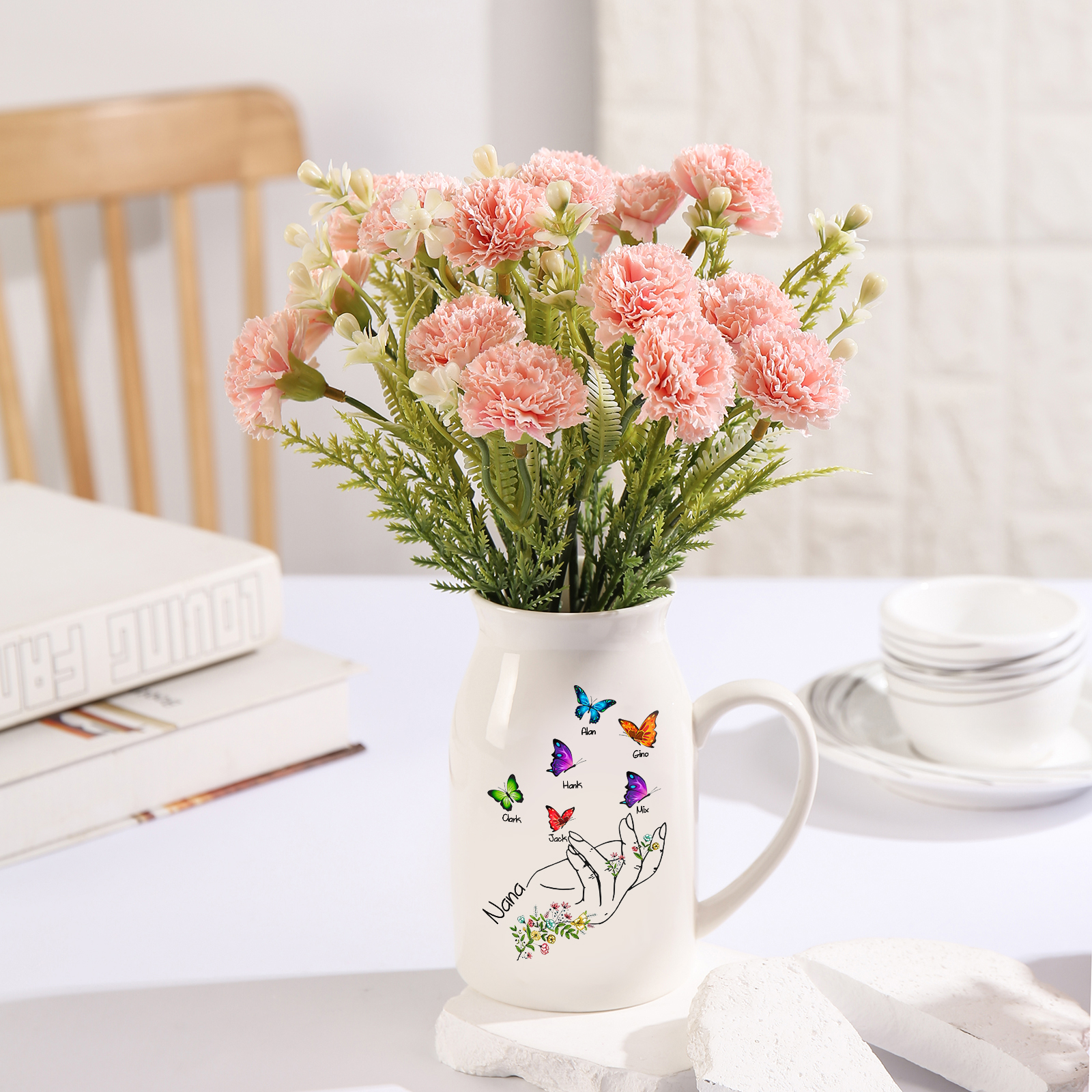 6 Names - Personalized Exquisite Flower Hand Butterfly Style Ceramic Cup With Customizable Names As a Special Gift For Nana/Mom