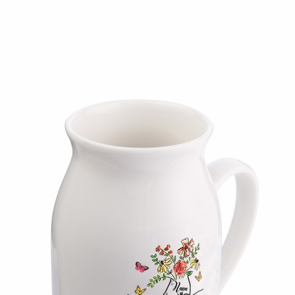 4 Names - Personalized Beautiful Flower Hand Butterfly Style Ceramic Vase with Customizable Names As a Mother's Day Gift For Grandma/Mom