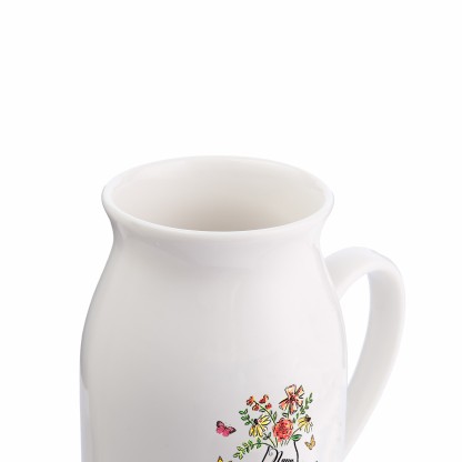 5 Names - Personalized Beautiful Flower Hand Butterfly Style Ceramic Vase with Customizable Names As a Mother's Day Gift For Grandma/Mom