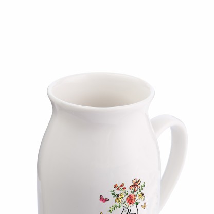 6 Names - Personalized Beautiful Flower Hand Butterfly Style Ceramic Vase with Customizable Names As a Mother's Day Gift For Grandma/Mom