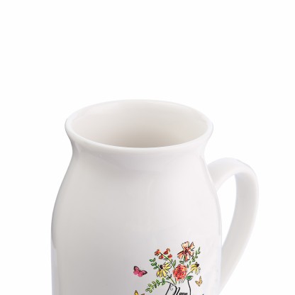 7 Names - Personalized Beautiful Flower Hand Butterfly Style Ceramic Vase with Customizable Names As a Mother's Day Gift For Grandma/Mom