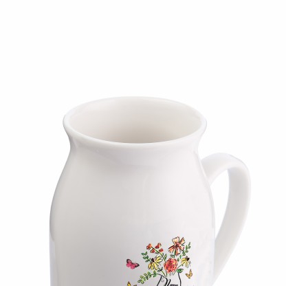 8 Names - Personalized Beautiful Flower Hand Butterfly Style Ceramic Vase with Customizable Names As a Mother's Day Gift For Grandma/Mom