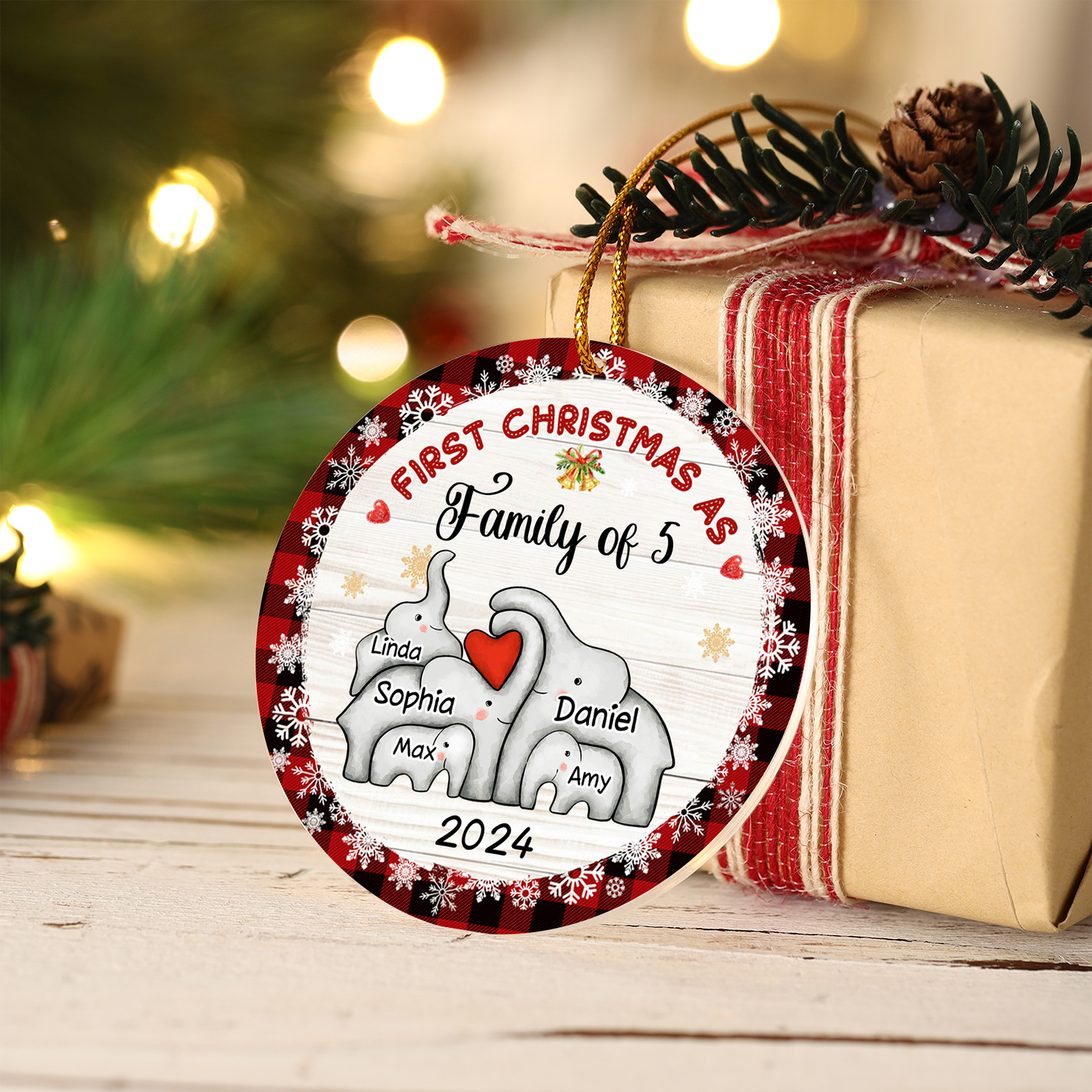 Personalized Christmas Ornaments - Customized 2-6 names & 1 date Elephant Family Acrylic Ornaments First Christmas Gift for Family | Jessmade