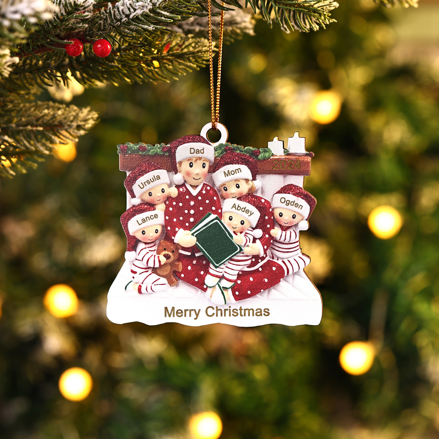 Personalized Wooden Family Reading Christmas Ornament with Custom 3 Names & 1 Text & Date Christmas Gift for Family | Jessemade