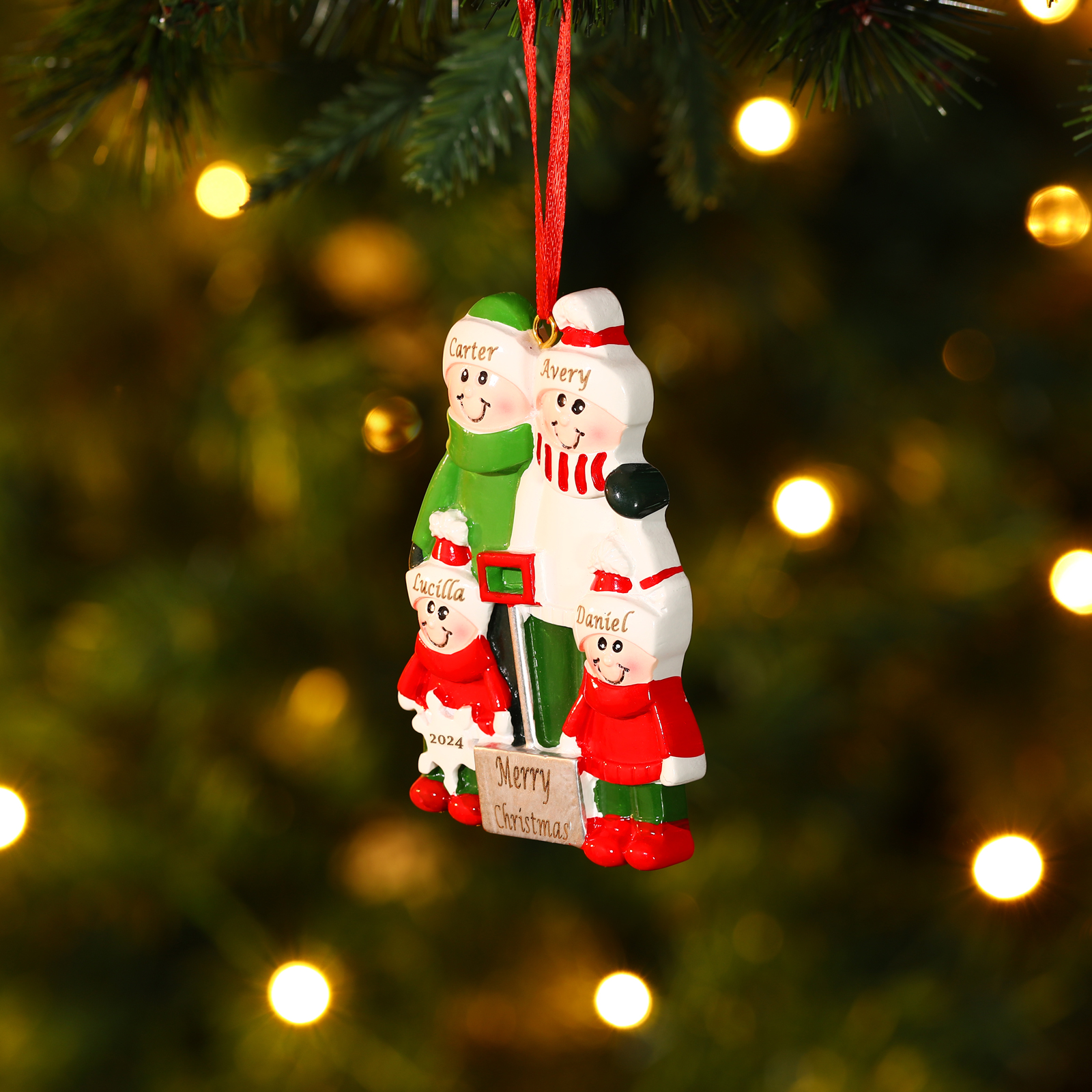 Personalized Family Christmas Ornament – Custom Resin Snow Shoveling Scene with 2-5 Names & 1 Text & Year Christmas Gift | Jessemade