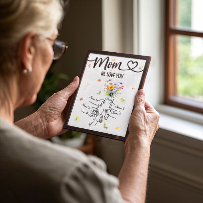 5 Names - Personalized Hand-in-Hand Wooden Plaque for Mom - Customize with Names & Text - Mother’s Day Gift