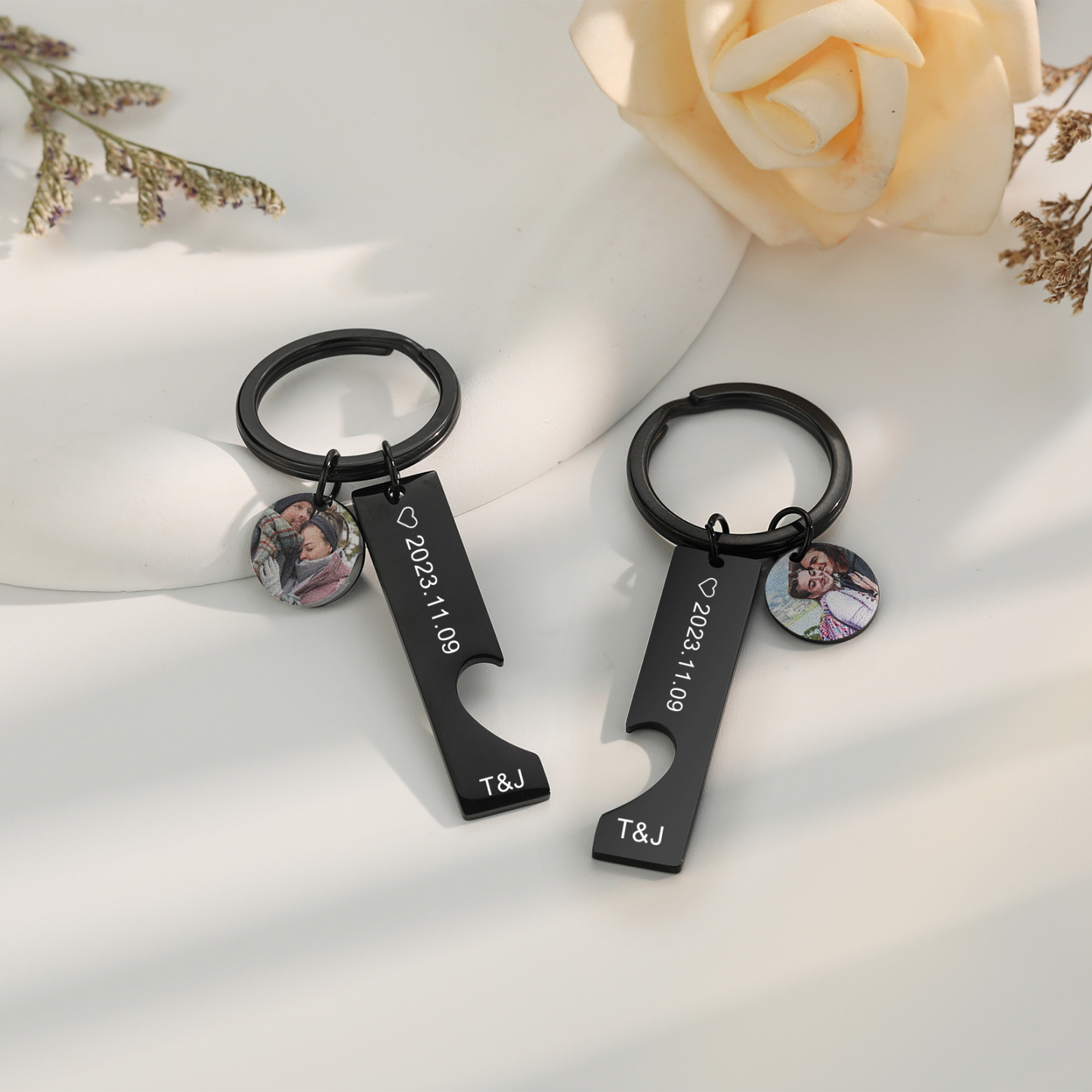 Personalized Keyring & Bracelet Gift Set – 2 Custom Keychains, Photo Bracelet, and Engraved Wallet Card with Custom Photos & Names for Couple | Jessemade
