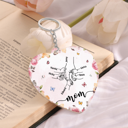 6 Names - Personalized Keychain Customized 6 Names and 1 Text Hand in Hand Keychain Gift for Mum/Nana