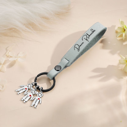 3 Names-personalized Keychain Custom 3 Doll Name and 1 Text Keychain Gift for Nana/ Mum