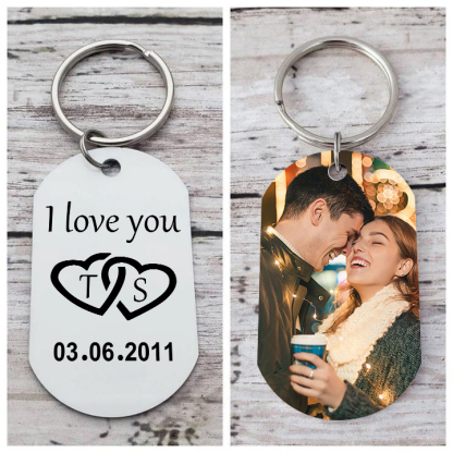 Personalized Lovers Stainless Steel Keychain – Customizable with 2 Let