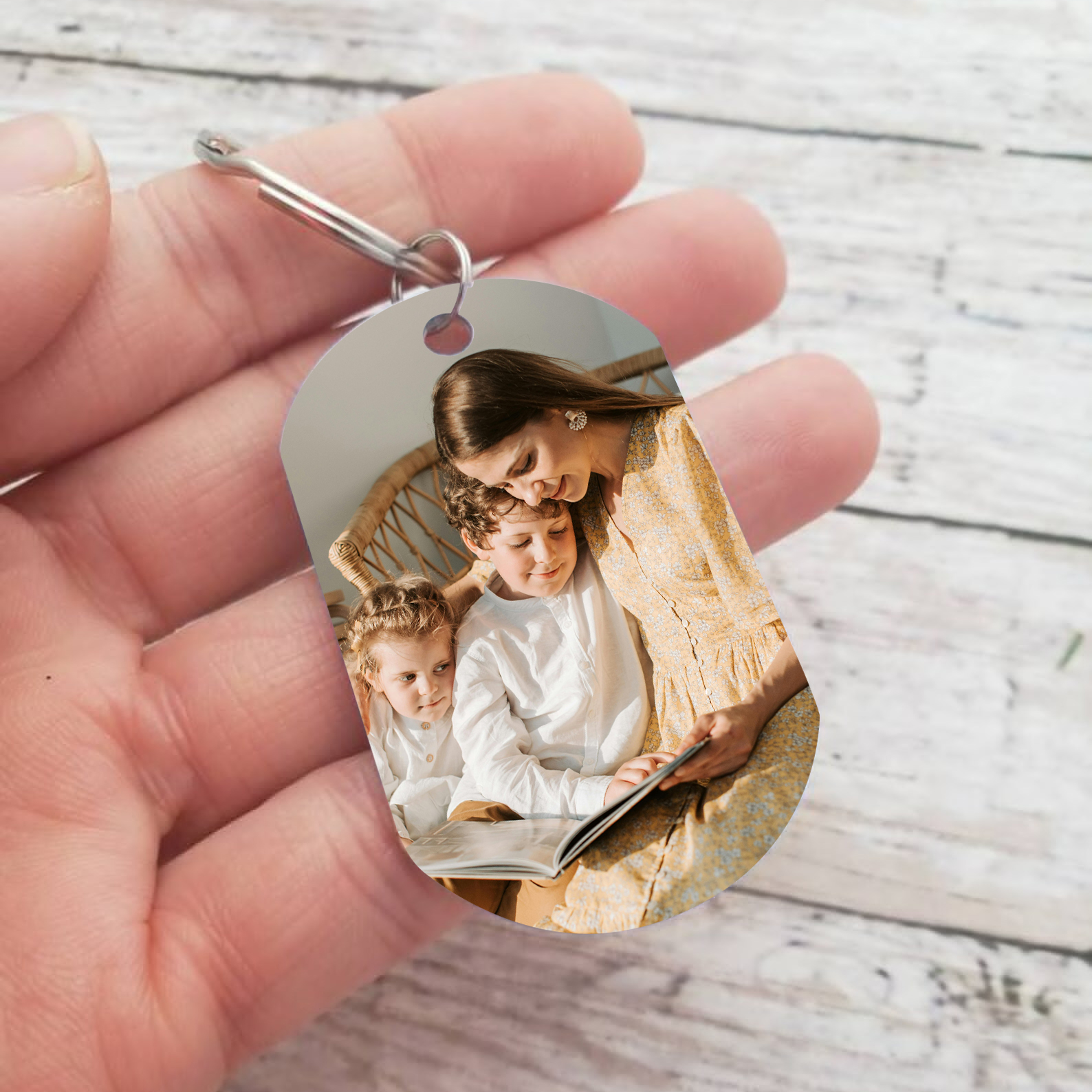 5 Names & 1 Photo- Personalized Stainless Steel Photo Keychain for Mom – Mother’s Day | Jessemade