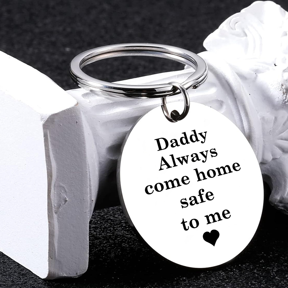 Thoughtful Stainless Steel Father’s Keychain - Heartfelt “Daddy Always
