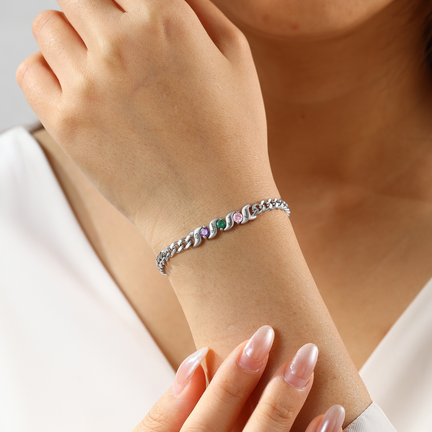 Personalized Cuban Link Bracelet Custom with 1–5 Names and Birthstones