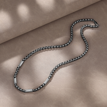 4 names - Personalized Engraved Bar necklace – Unique Name Bar Stainless Steel Chain for Dad
