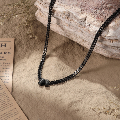 Personalized Mens Cuban Link Chain Necklace with 1–6 Names